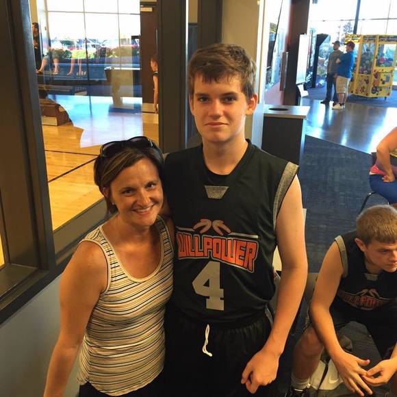 Meet your Posher, Mandy - Picture 1 of 1